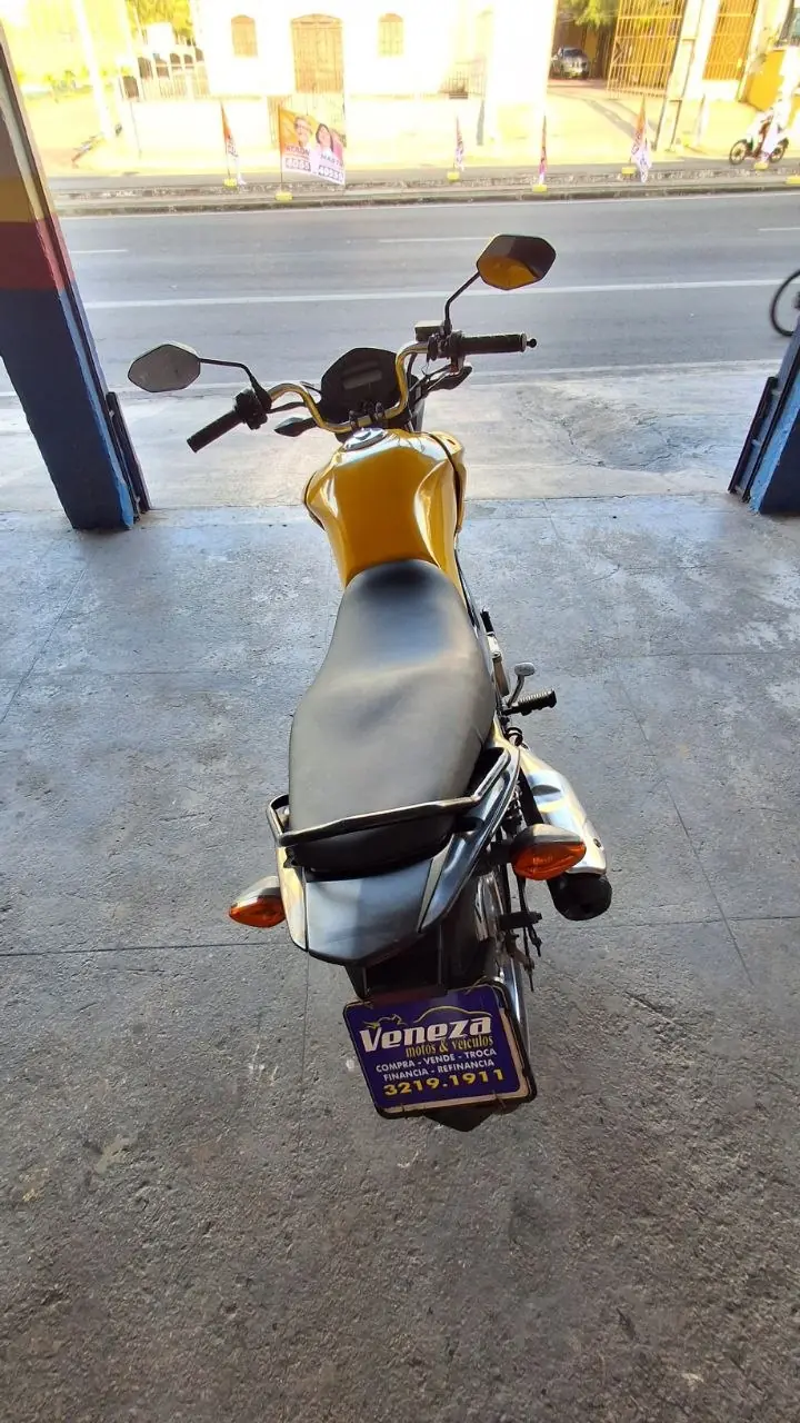 HONDA CG 125 FAN ESD POR CIMA